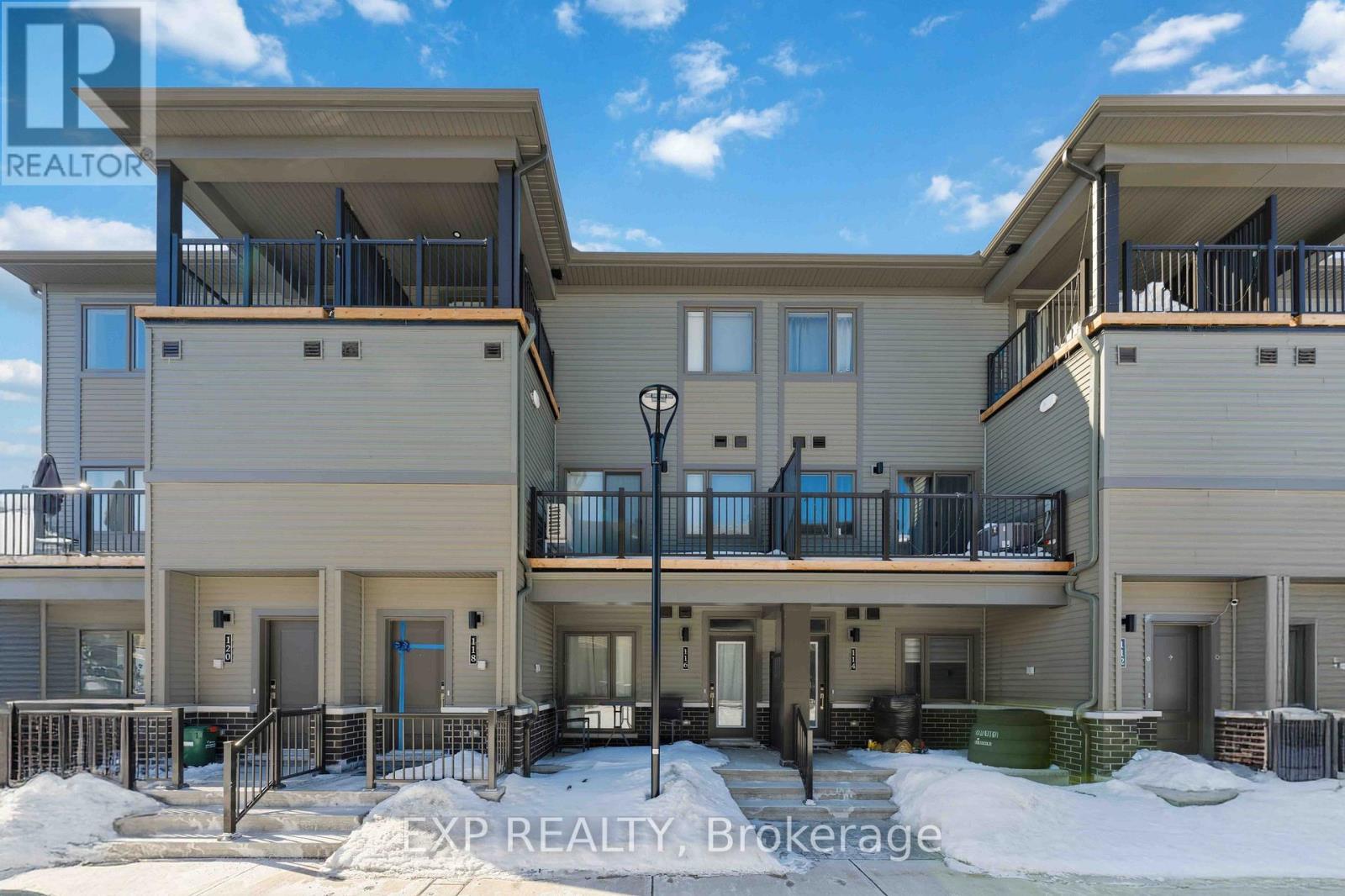 116 PARNIAN PRIVATE, Ottawa, Ontario