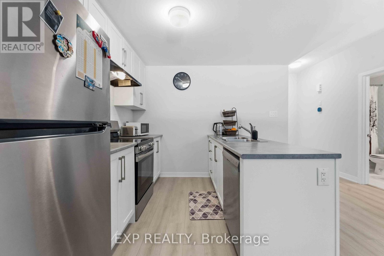 116 Parnian Private, Ottawa, Ontario  K2J 4H7 - Photo 14 - X12859596