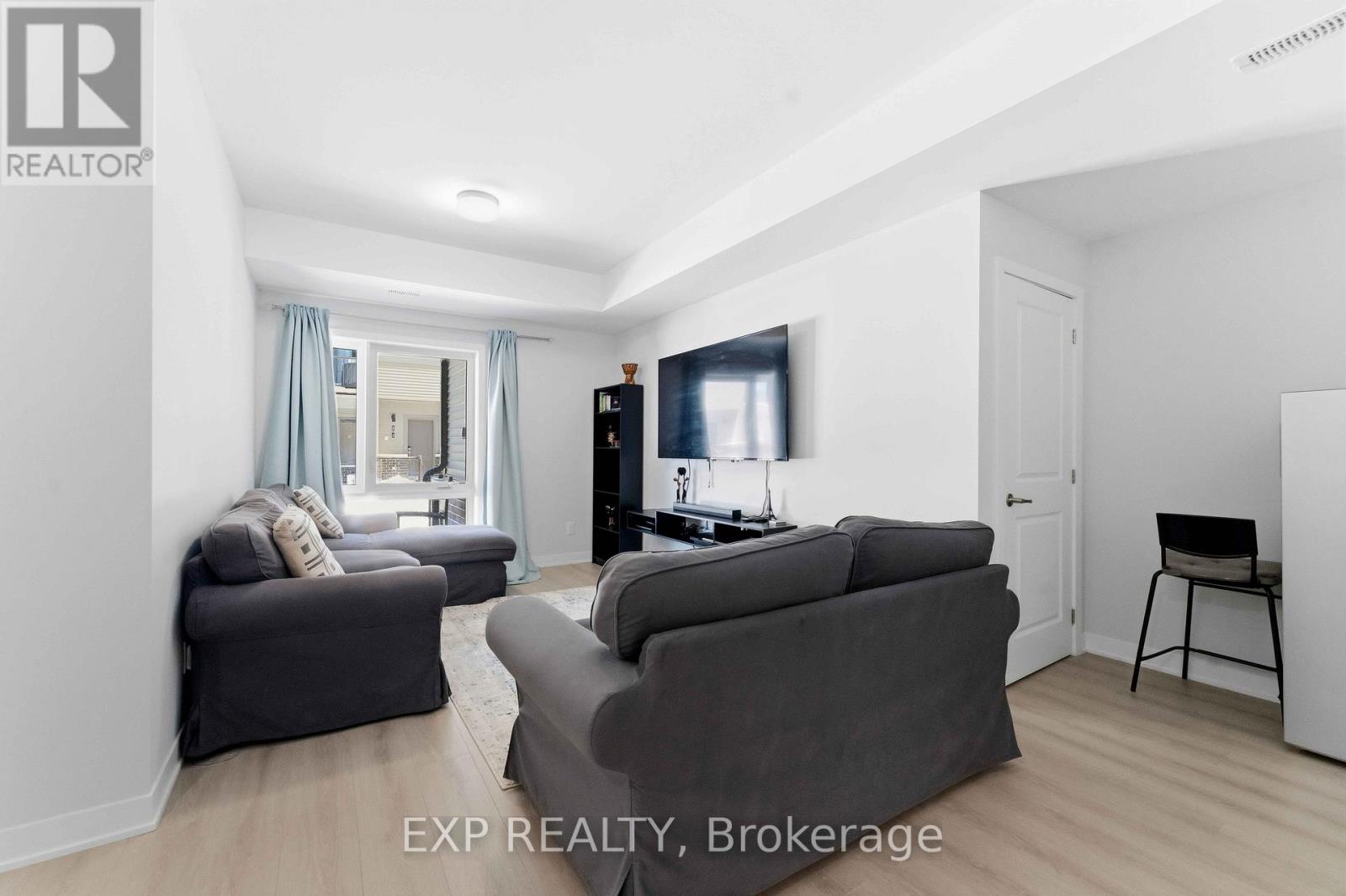 116 Parnian Private, Ottawa, Ontario  K2J 4H7 - Photo 9 - X12859596