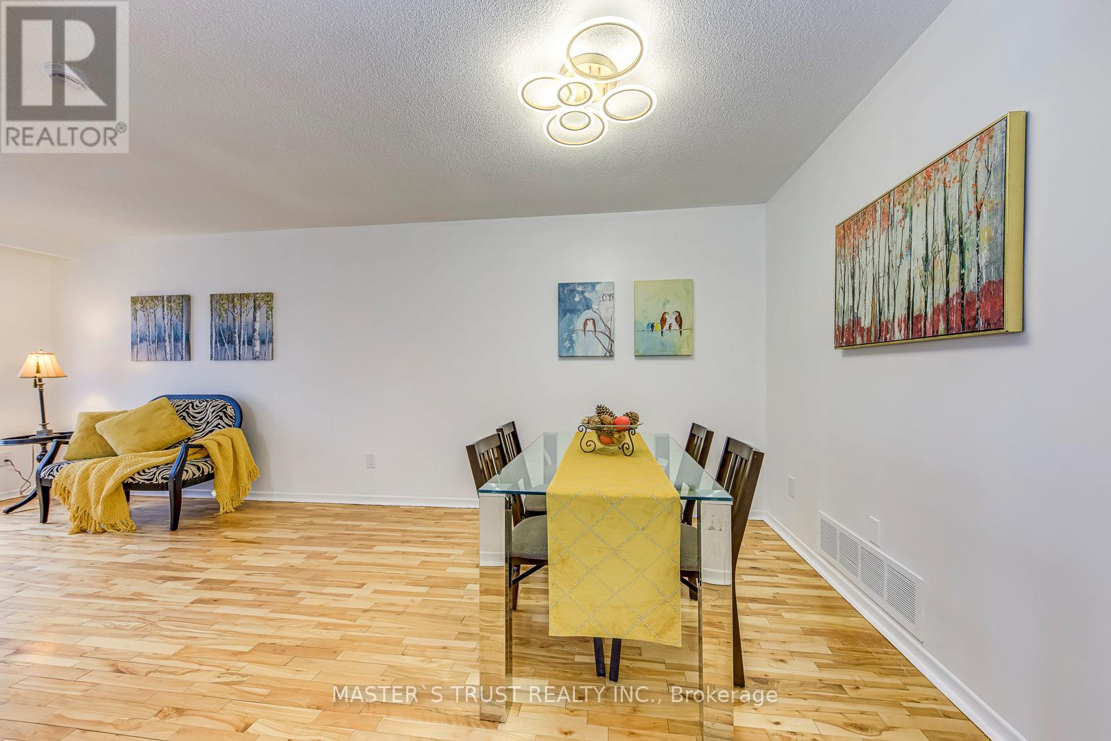 6411 Chaumont Crescent, Mississauga (Meadowvale), Ontario  L5N 2M7 - Photo 10 - W12694538