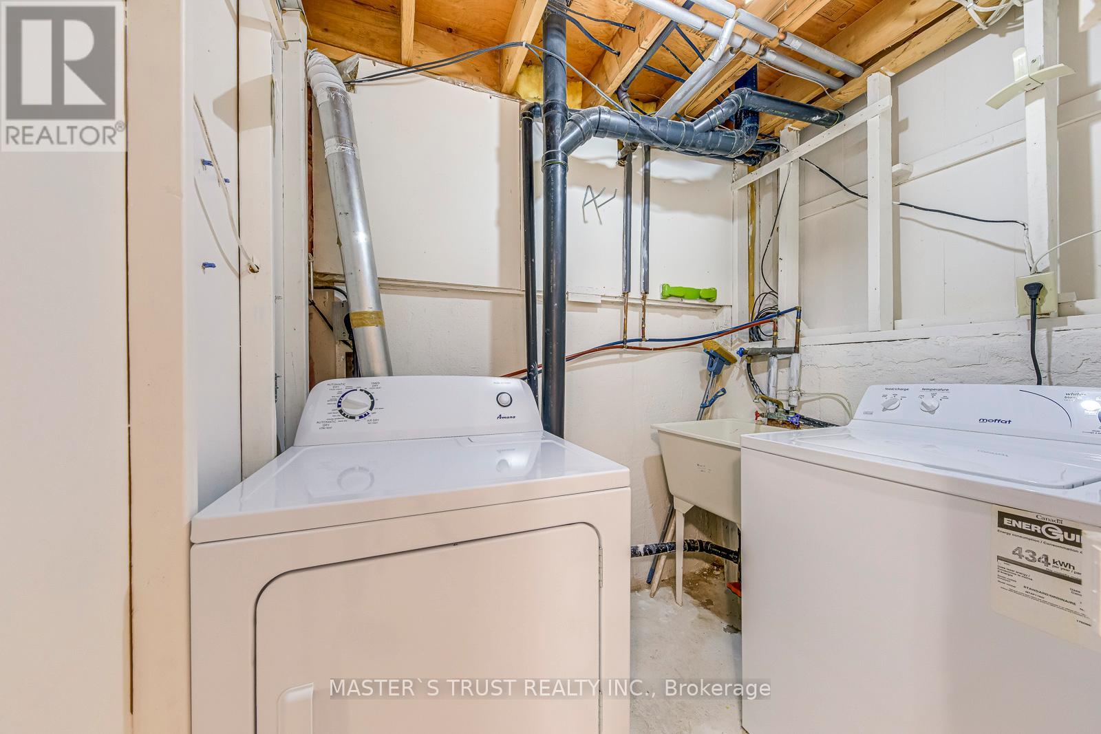 6411 Chaumont Crescent, Mississauga (Meadowvale), Ontario  L5N 2M7 - Photo 41 - W12694538