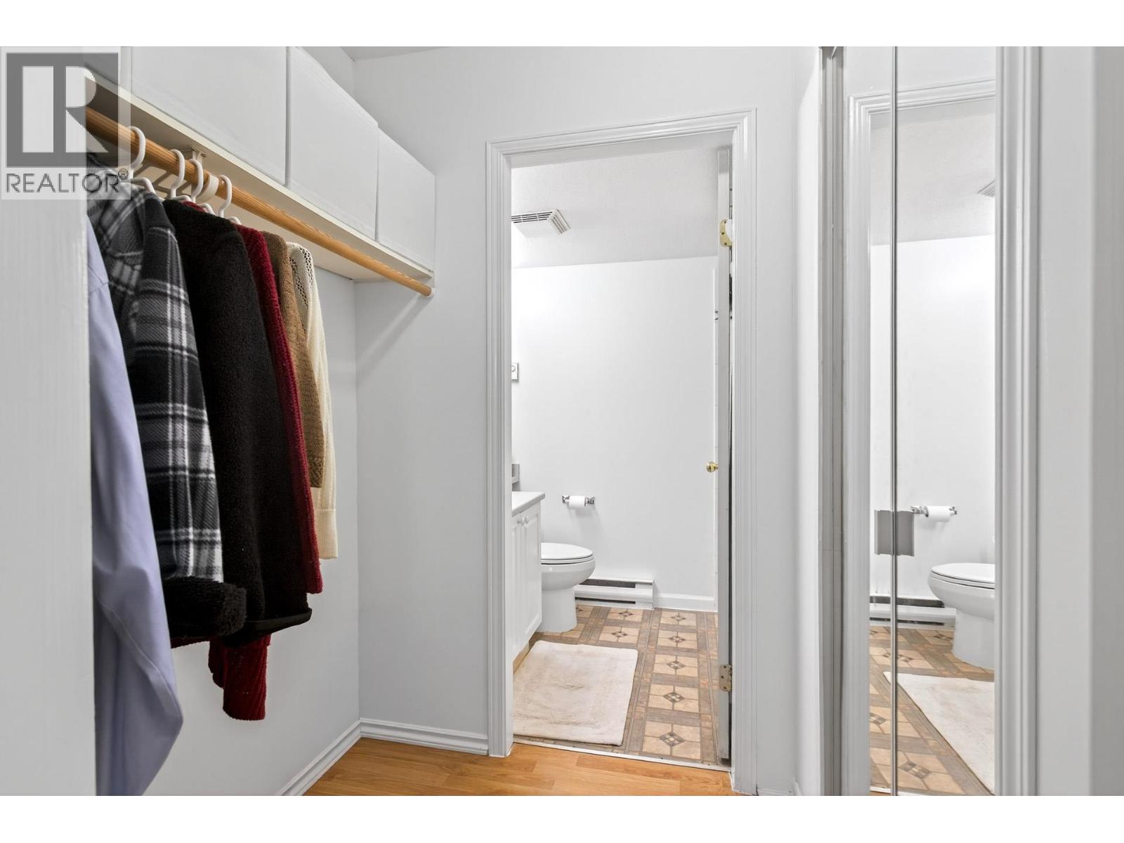 Listing Picture 20 of 32 : 20 6588 SOUTHOAKS CRESCENT, Burnaby / 本拿比 - 魯藝地產 Yvonne Lu Group - MLS Medallion Club Member