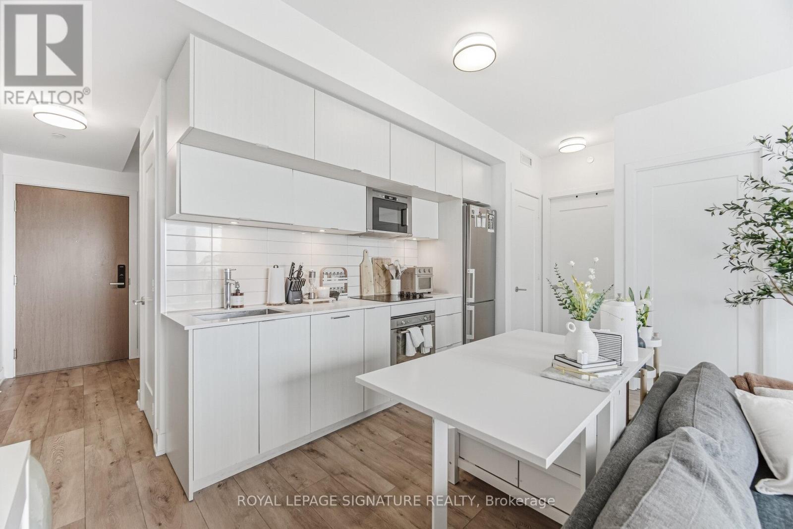 2904 - 575 Bloor Street E, Toronto, Ontario  M4W 0B2 - Photo 4 - C12859598