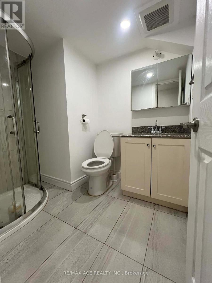 Bsmt - 23 Ada Crescent, Toronto, Ontario  M1P 4A9 - Photo 8 - E12859600