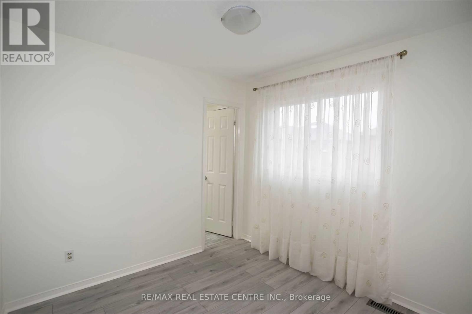 6361 Longspur Road, Mississauga, Ontario  L5N 6H1 - Photo 23 - W12790806