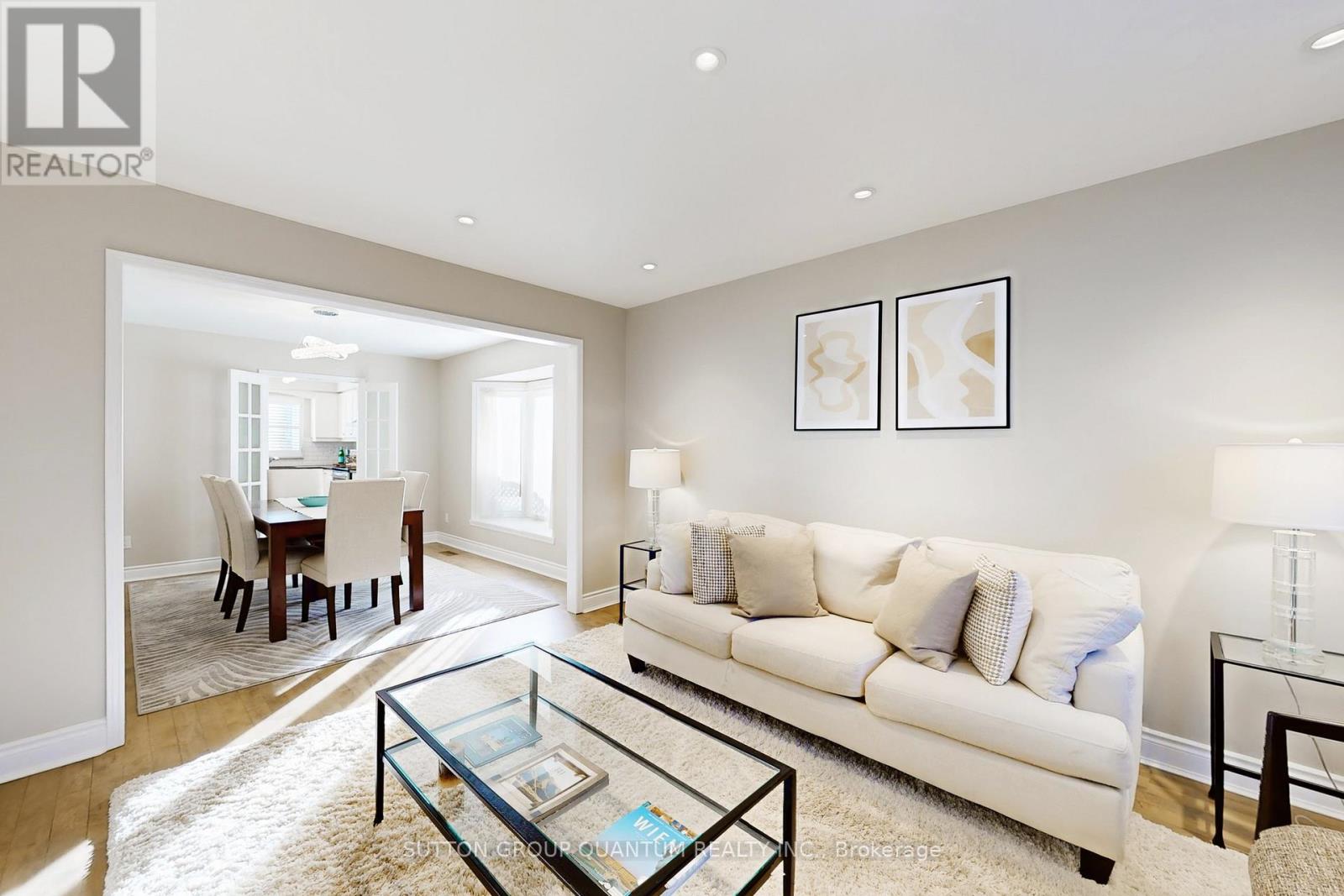 314 Leacock Avenue, Oakville, Ontario  L6H 5J1 - Photo 6 - W12859582