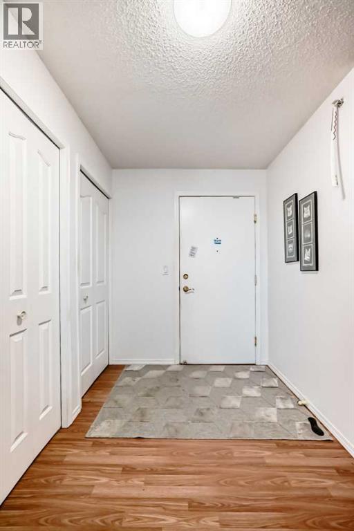 1409, 1000 Millrise Point Sw, Calgary, Alberta T2Y 3W4 - Photo 4 - A2282696