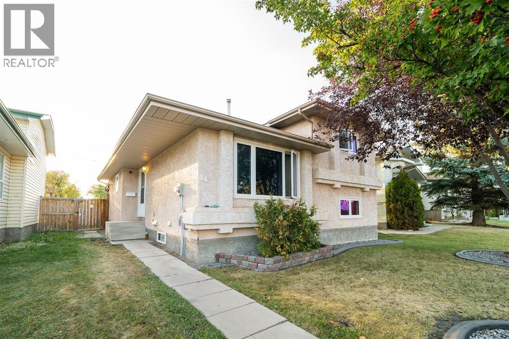 14 Edgington Avenue, Red Deer, Alberta