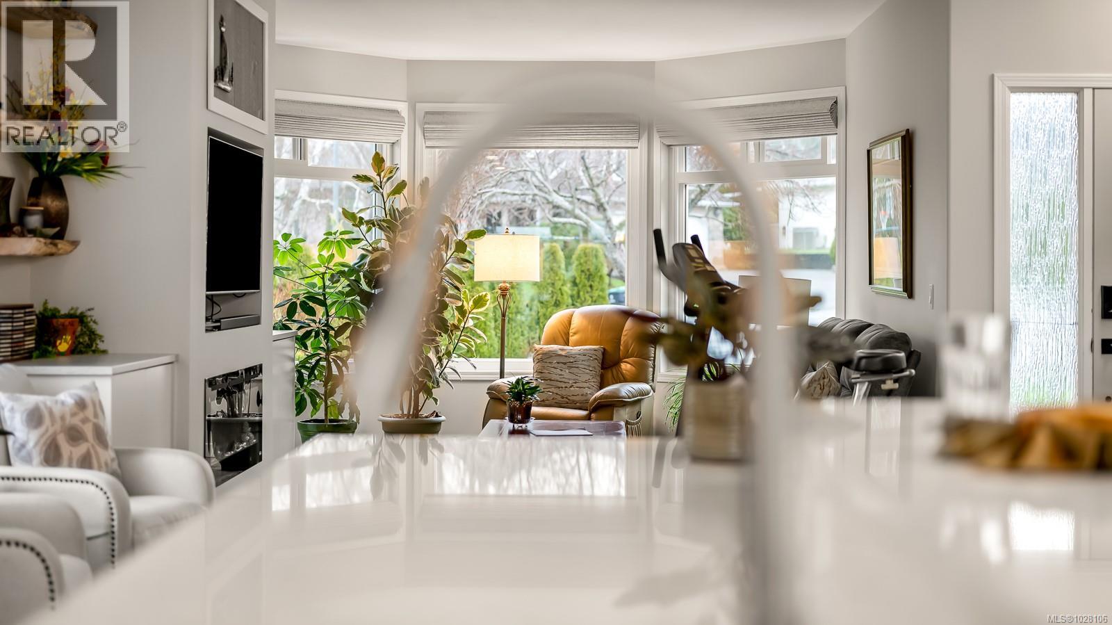 1310 Pheasant Pl, Courtenay, British Columbia  V9N 8N2 - Photo 7 - 1028106