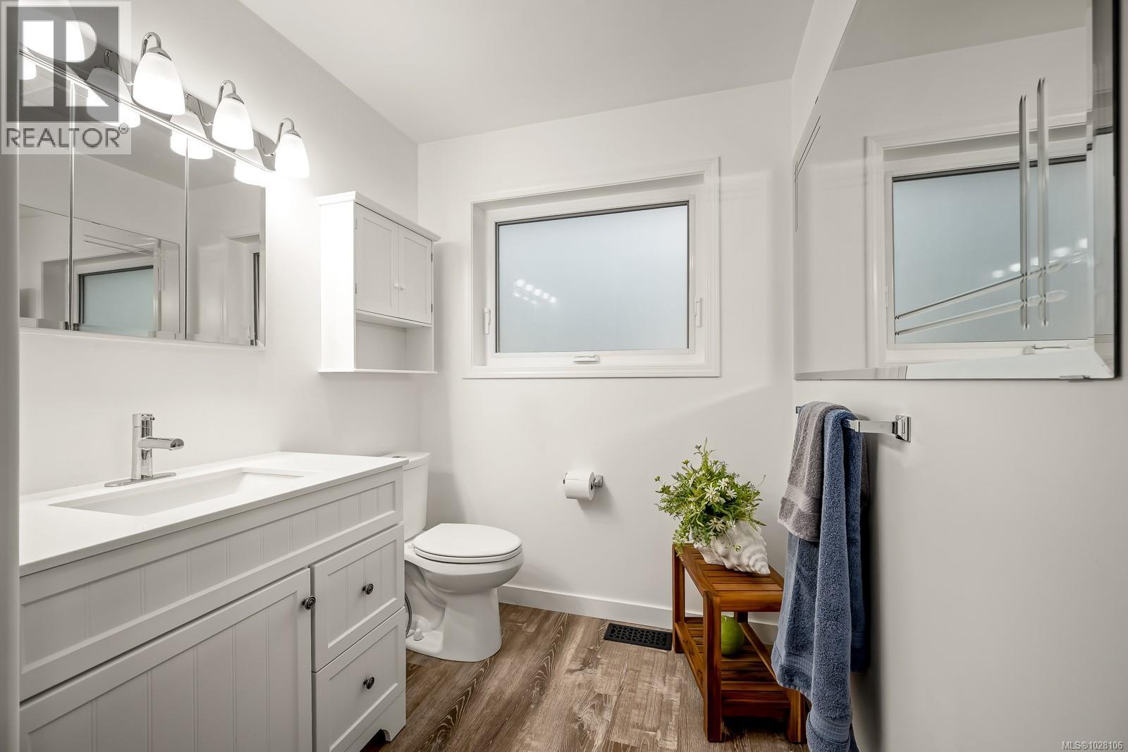 1310 Pheasant Pl, Courtenay, British Columbia  V9N 8N2 - Photo 41 - 1028106