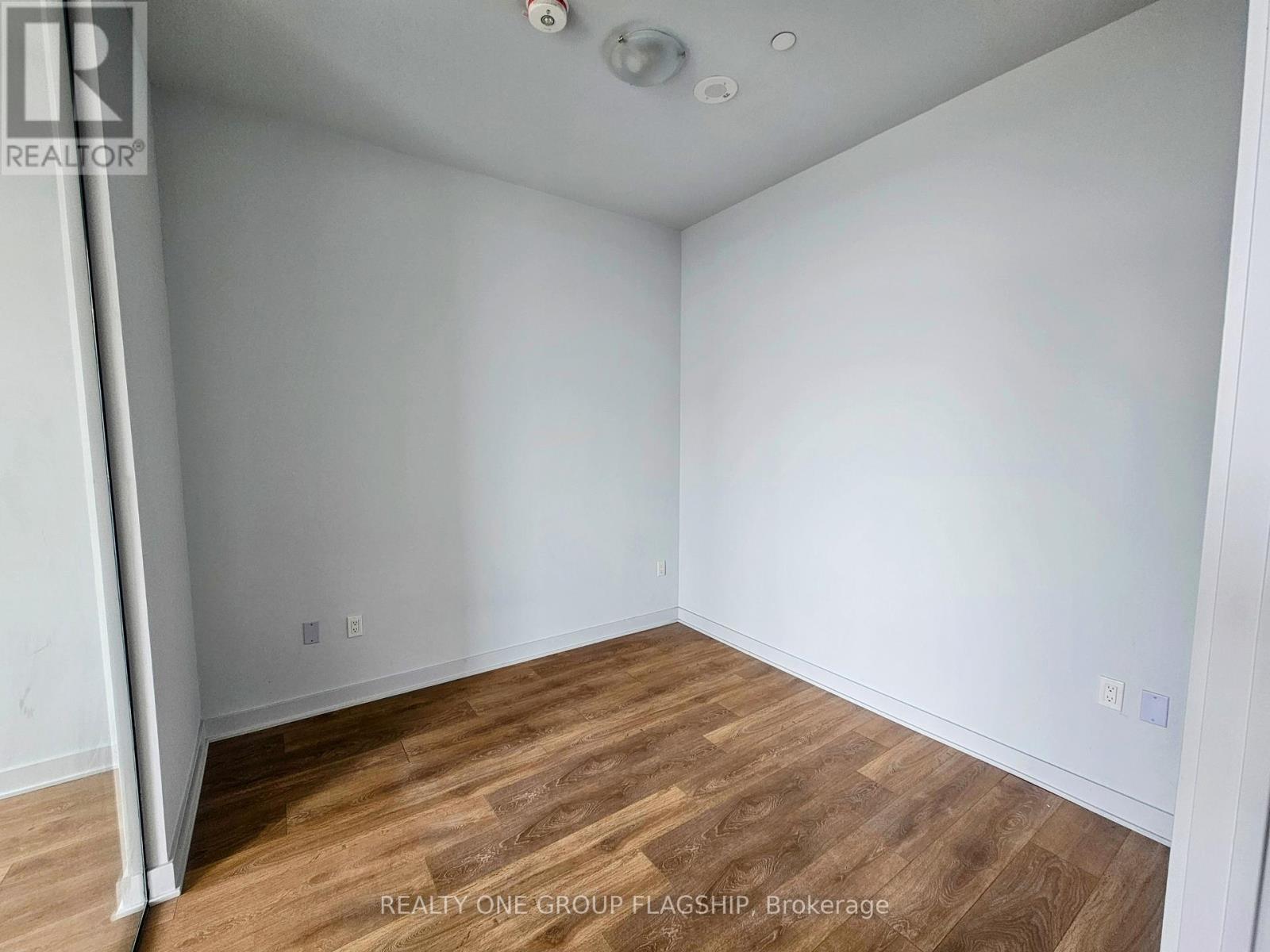 2008 - 2920 Highway 7, Vaughan, Ontario  L4K 0P4 - Photo 5 - N12859608