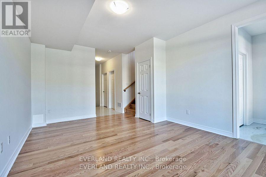 173 Mumbai Drive, Markham, Ontario  L3S 4N3 - Photo 2 - N12859476