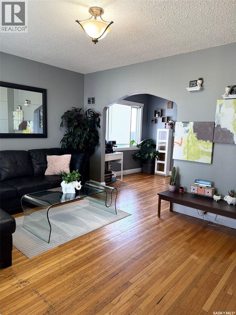 1515 2nd Street, Estevan, Saskatchewan  S4A 0M7 - Photo 19 - SK029930