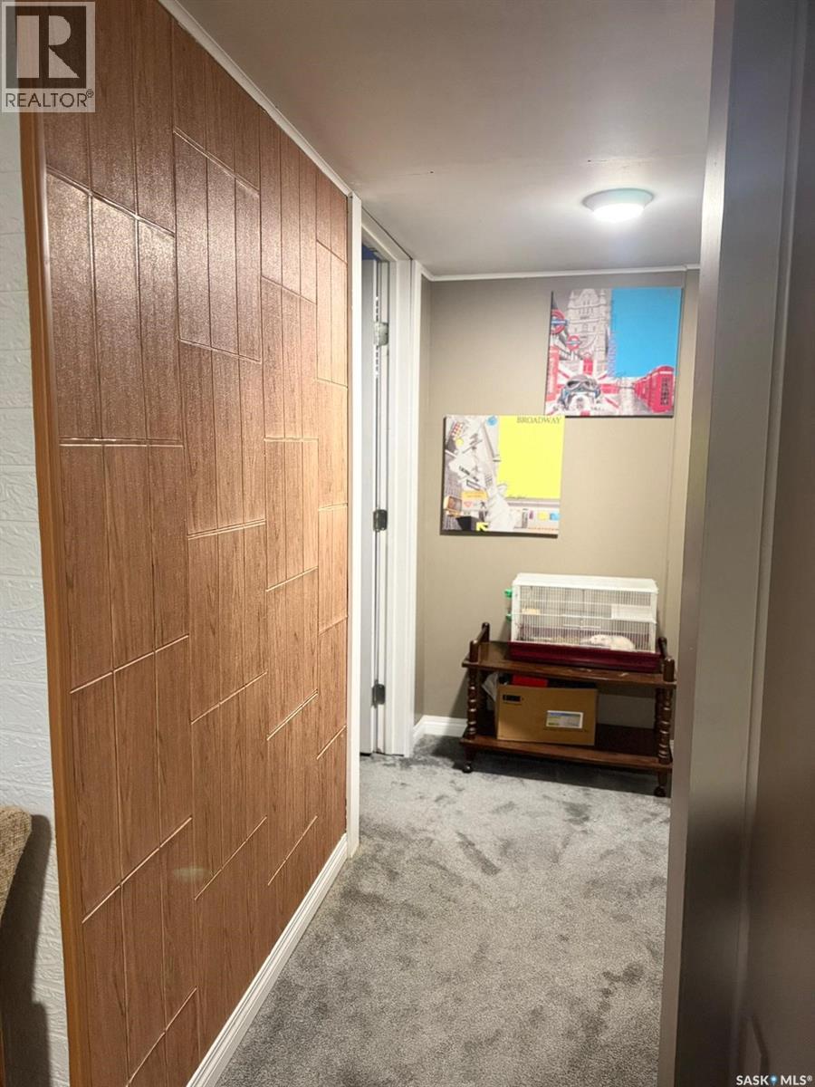 1515 2nd Street, Estevan, Saskatchewan  S4A 0M7 - Photo 41 - SK029930