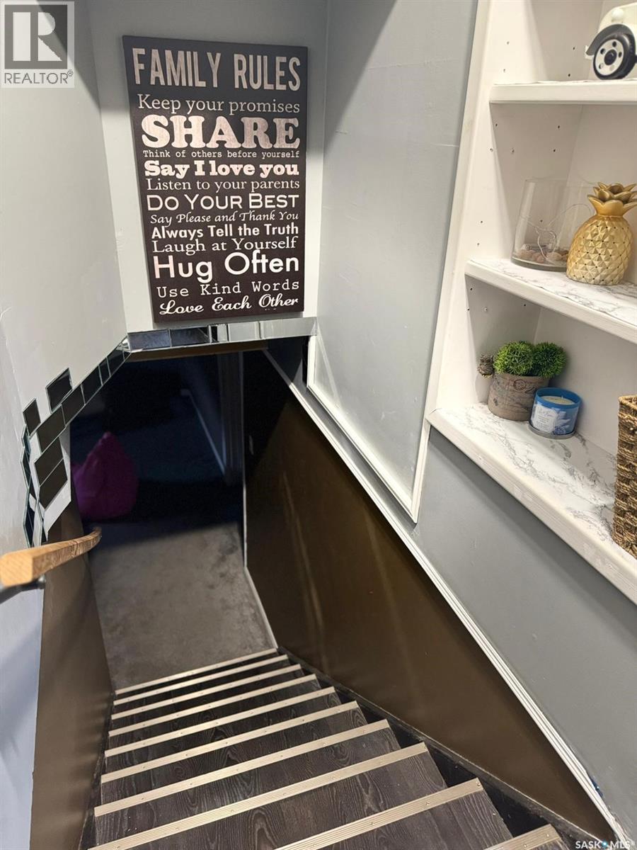 1515 2nd Street, Estevan, Saskatchewan  S4A 0M7 - Photo 45 - SK029930