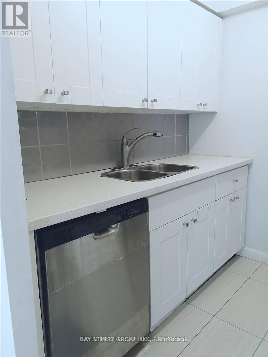 Ph 01 - 117 Gerrard Street E, Toronto, Ontario  M5B 2L4 - Photo 3 - C12768946