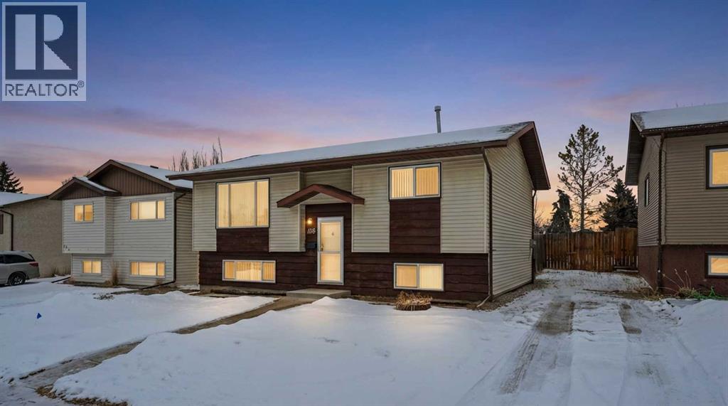 105 Eastman Crescent, red deer, Alberta