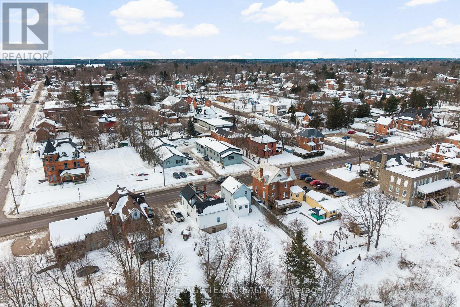 481 Pembroke Street W, Pembroke, Ontario  K8A 5P1 - Photo 24 - X12859614