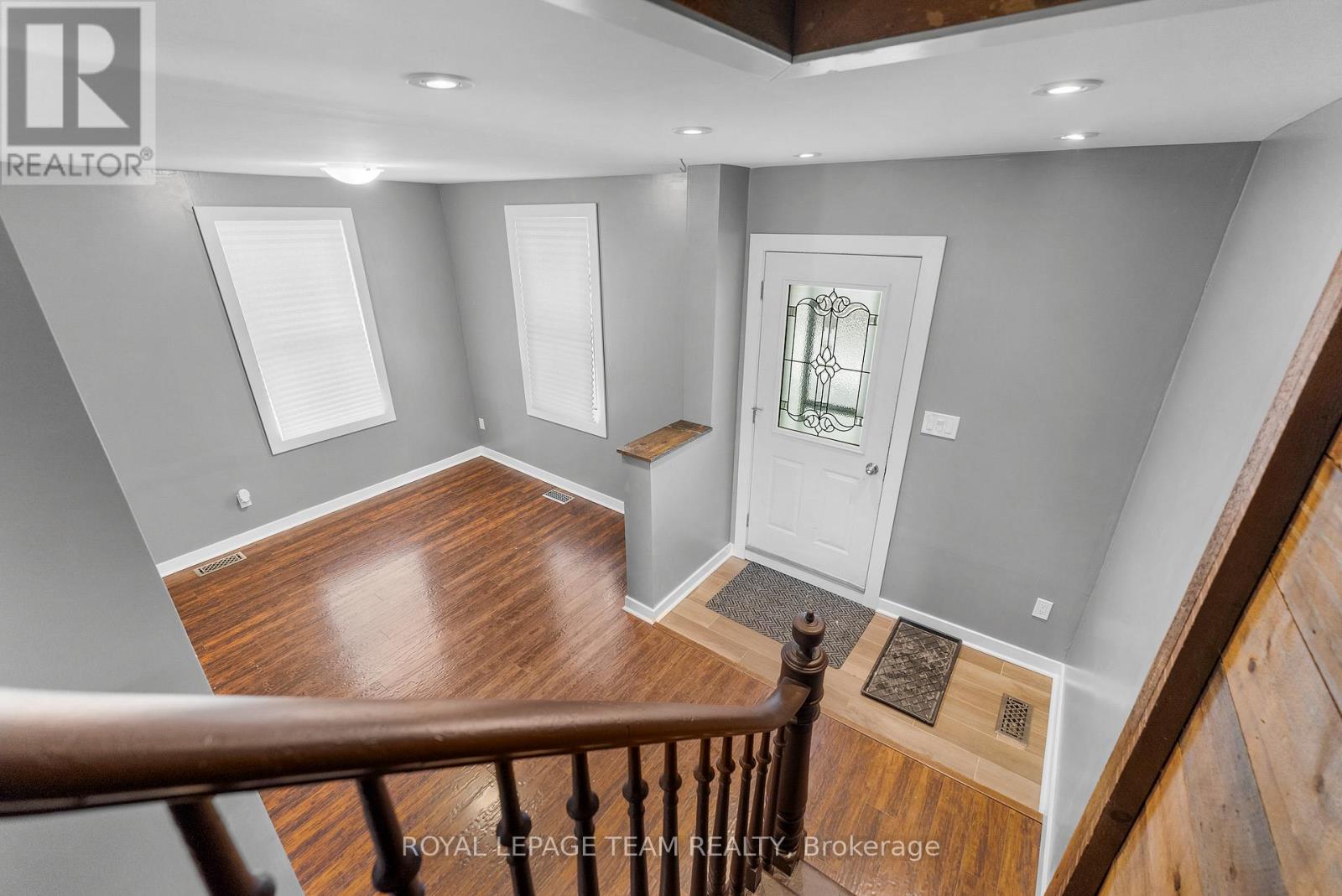 481 Pembroke Street W, Pembroke, Ontario  K8A 5P1 - Photo 5 - X12859614