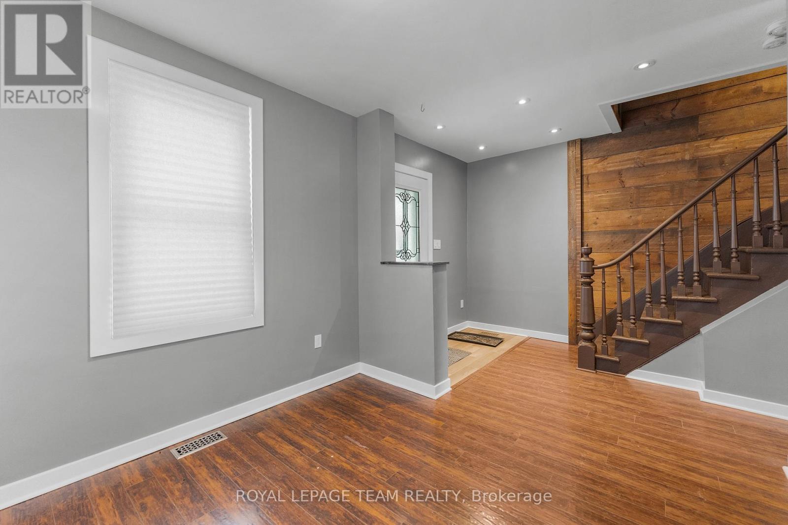 481 Pembroke Street W, Pembroke, Ontario  K8A 5P1 - Photo 7 - X12859614