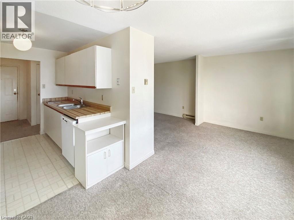 65 Highland Crescent Unit# 502, Kitchener, Ontario  N2M 5M8 - Photo 6 - 40807859