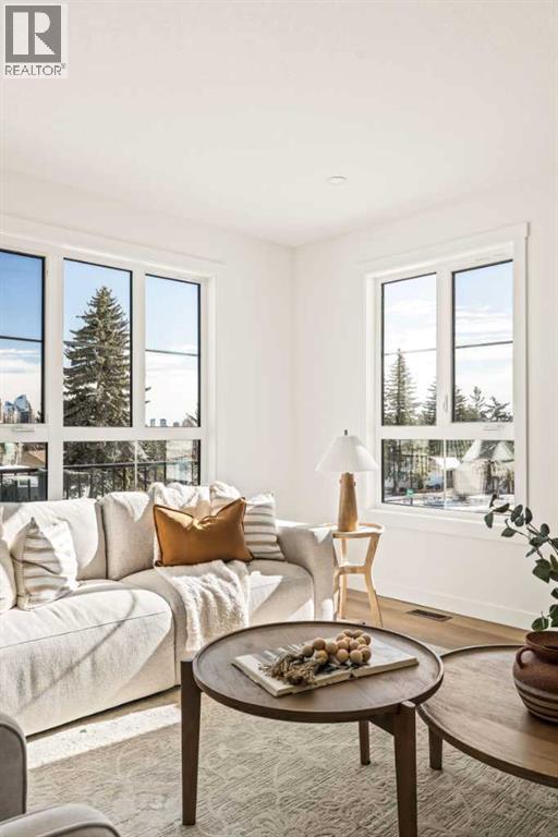 705 Sovereign Common Sw, Calgary, Alberta  T3C 3Y3 - Photo 11 - A2289420