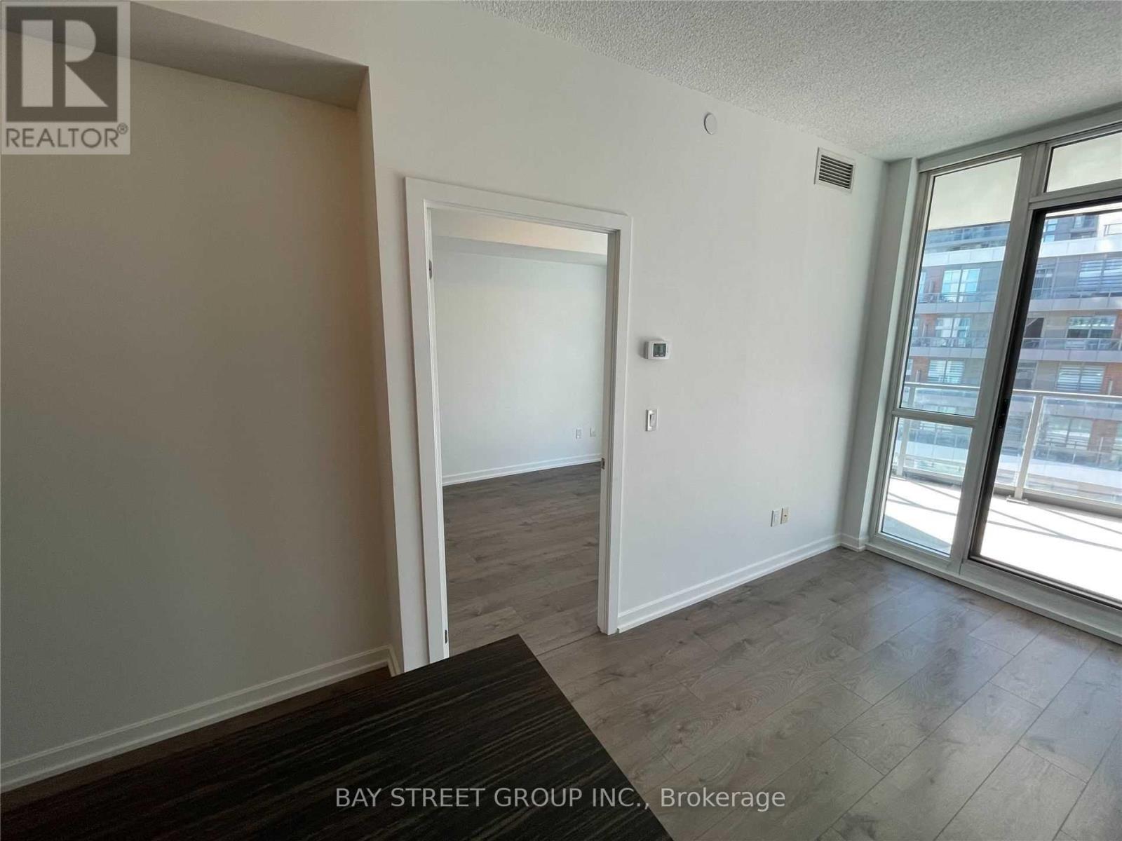 511 - 50 Forest Manor Road, Toronto (Henry Farm), Ontario  M2J 0E3 - Photo 9 - C12859610