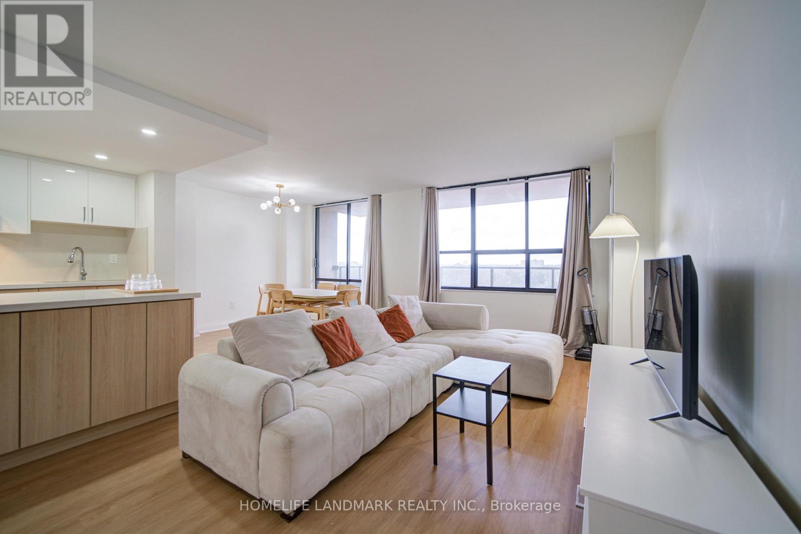 1006 - 2721 Victoria Park Avenue, Toronto (L'amoreaux), Ontario  M1T 3N6 - Photo 7 - E12859642