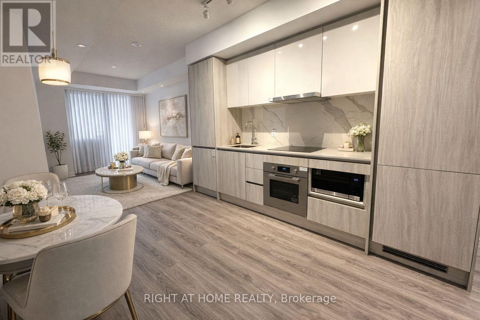 902 - 180 Front Street E, Toronto, Ontario  M5A 0K9 - Photo 2 - C12859402