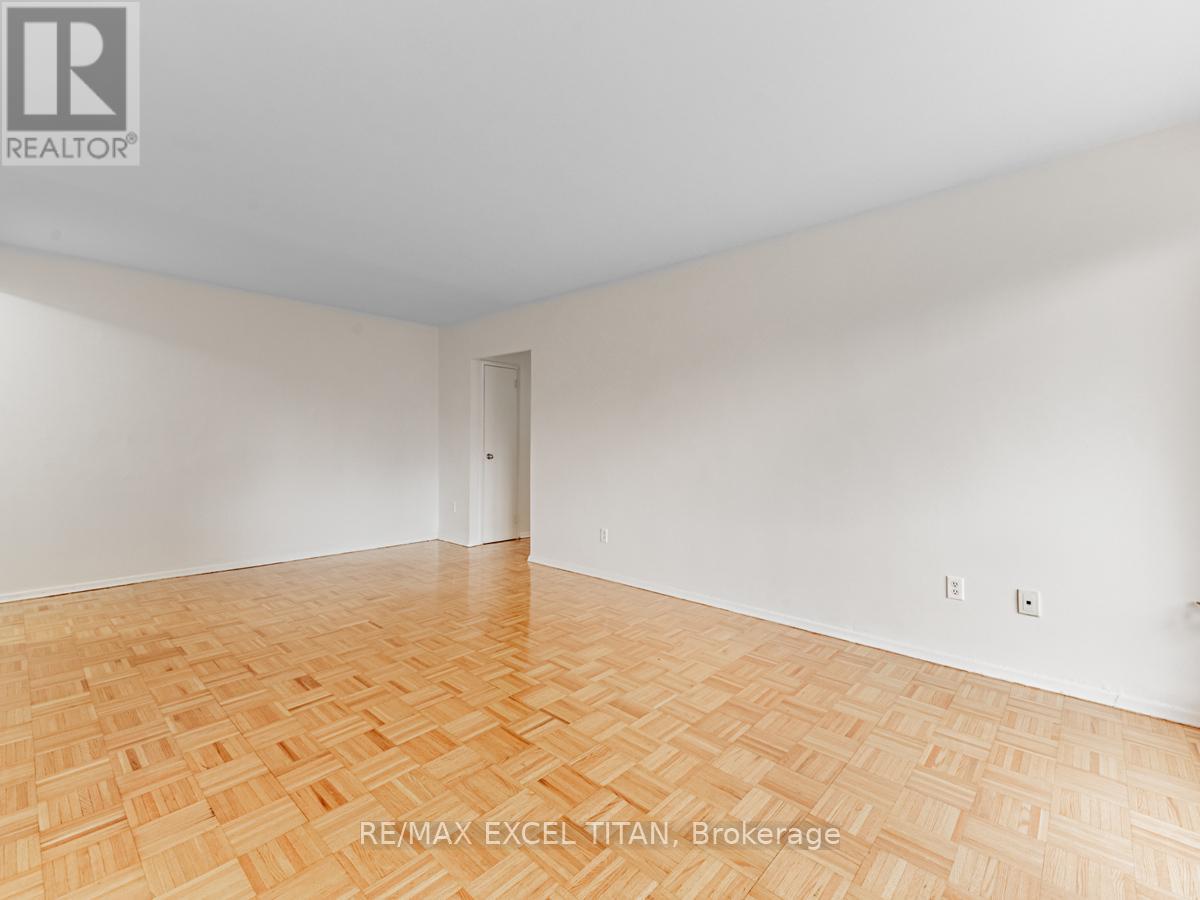 202 - 1524 LAWRENCE AVENUE W, Toronto, Ontario