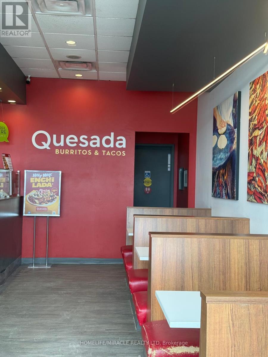 449 Kent Street, Kawartha Lakes, Ontario  K9V 6C3 - Photo 2 - X12857534