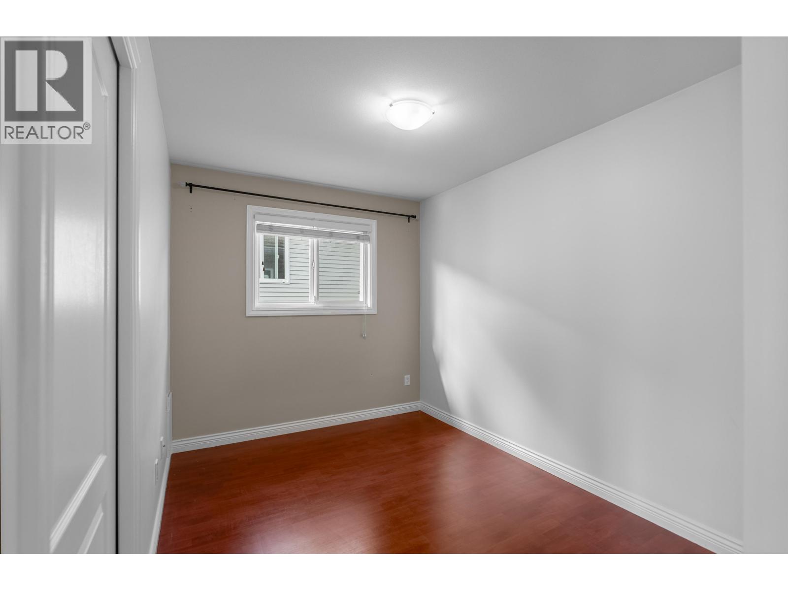 5227 Norfolk Street, Burnaby, British Columbia  V5G 1G3 - Photo 10 - R3097276