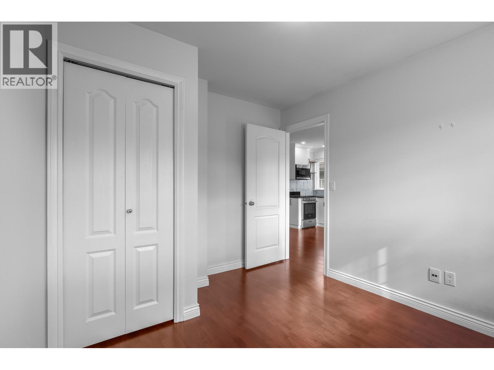 5227 Norfolk Street, Burnaby, British Columbia  V5G 1G3 - Photo 12 - R3097276