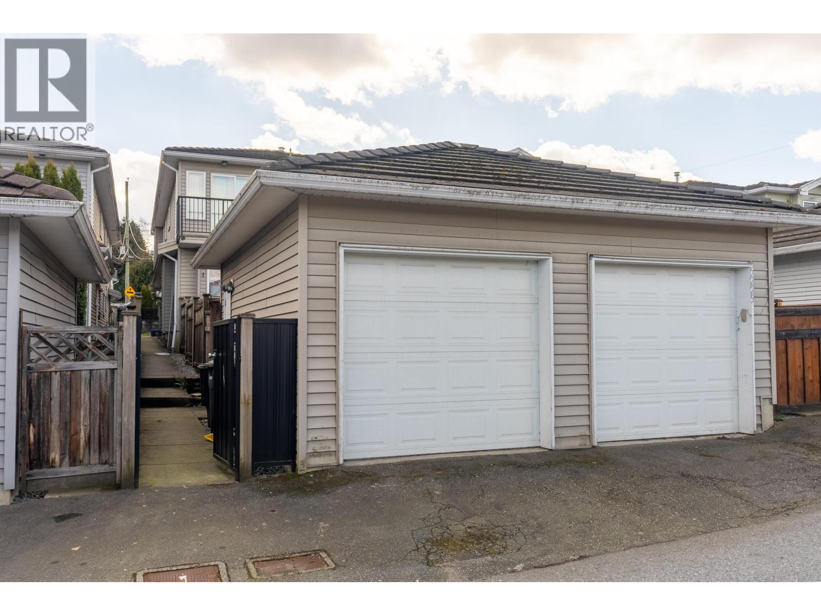 5227 Norfolk Street, Burnaby, British Columbia  V5G 1G3 - Photo 18 - R3097276