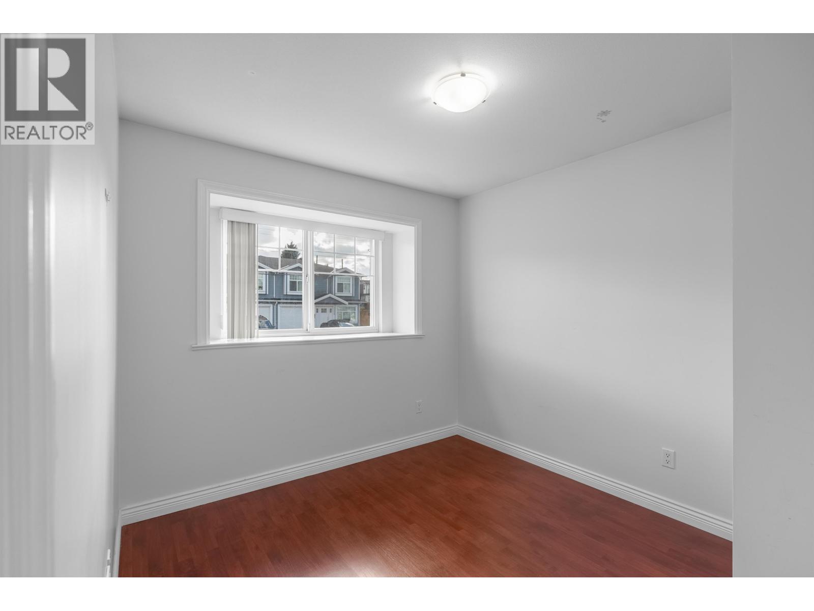 5227 Norfolk Street, Burnaby, British Columbia  V5G 1G3 - Photo 9 - R3097276