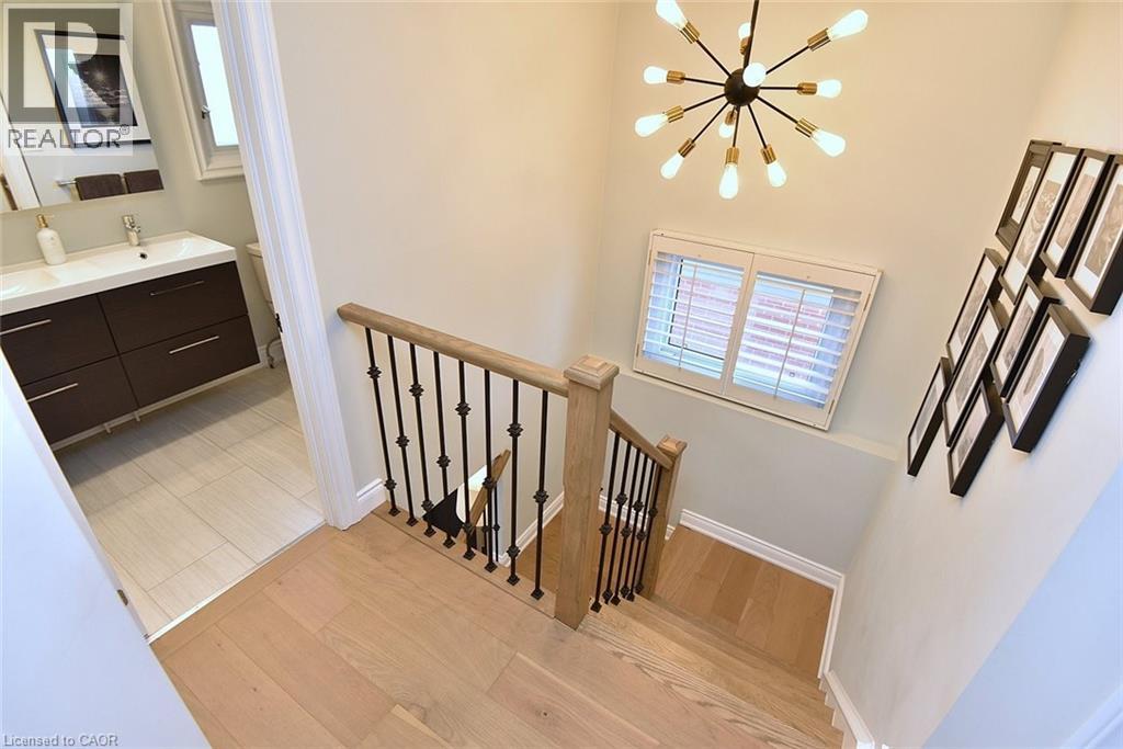 2211 Hunt Crescent, Burlington, Ontario  L7M 3E3 - Photo 23 - 40809866