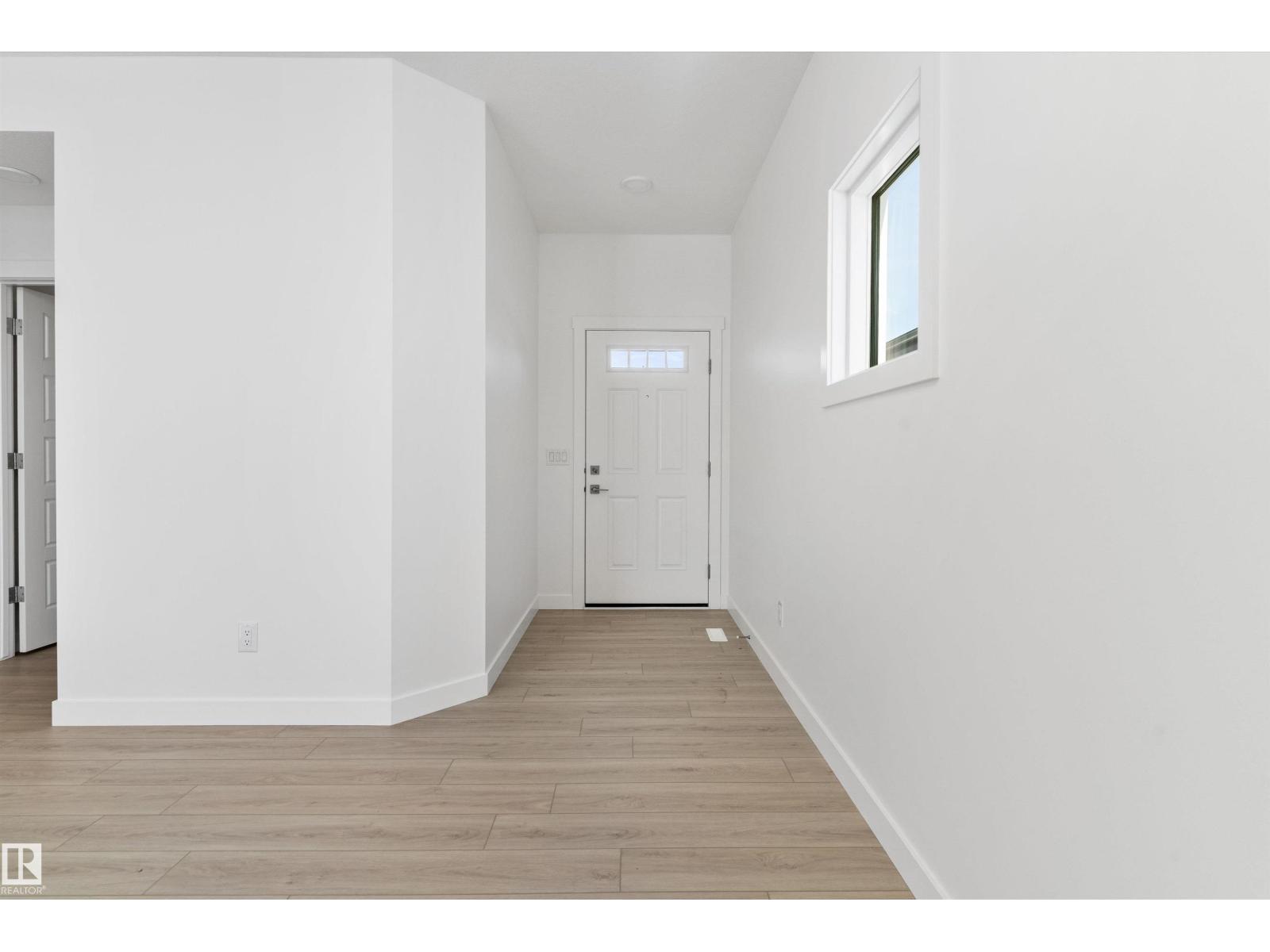 943 18 Av Nw, Edmonton, Alberta  T6T 0M2 - Photo 3 - E4476548