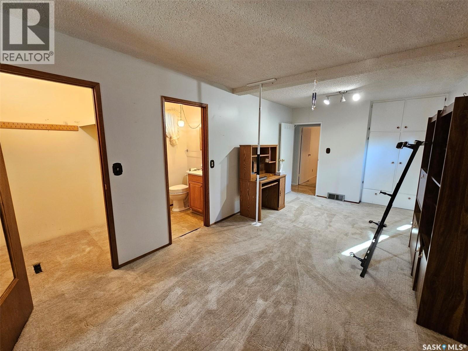 311 6th Street W, Carlyle, Saskatchewan  S0C 0R0 - Photo 18 - SK029907