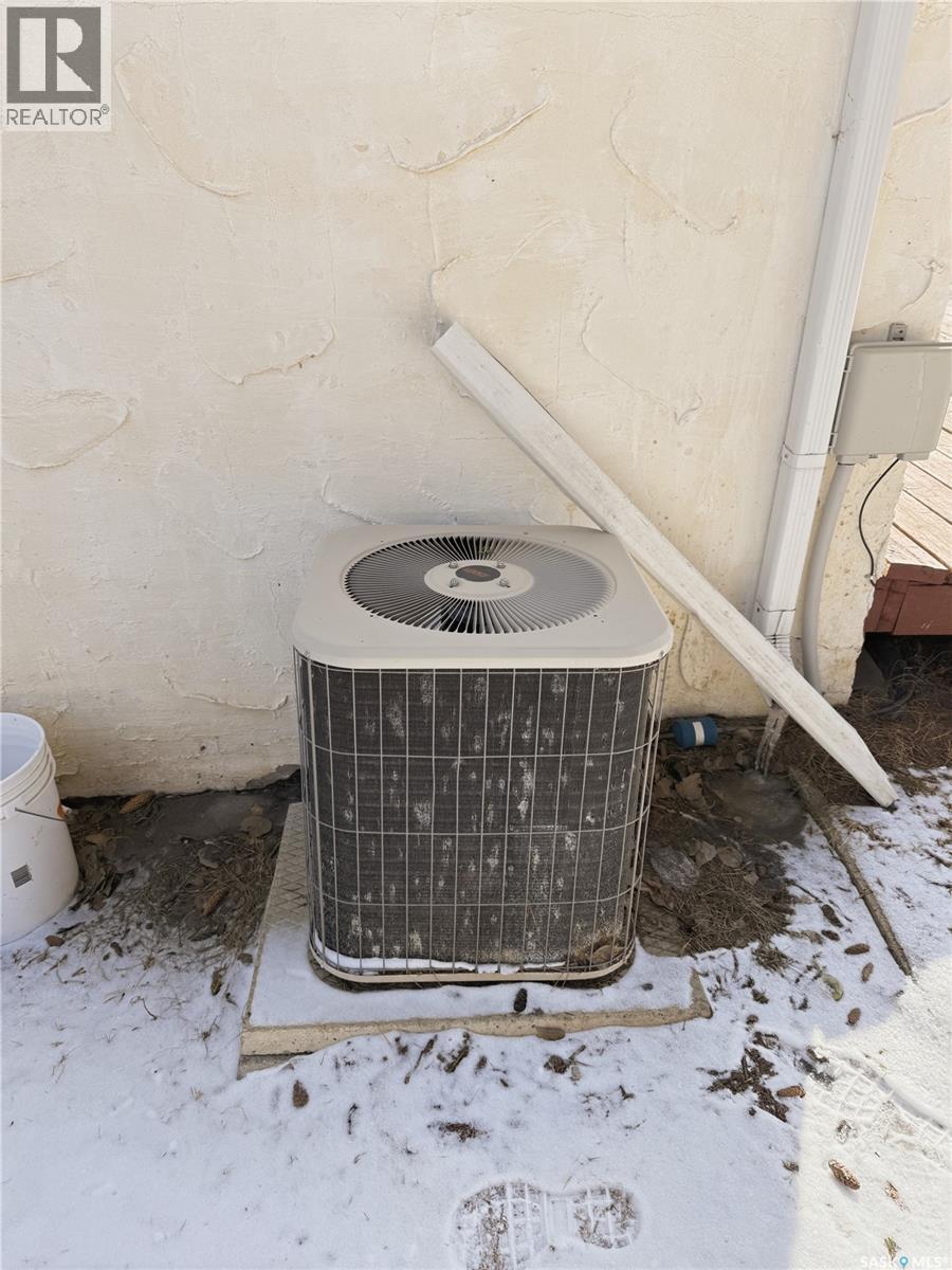 264 Hayes Drive, Swift Current, Saskatchewan  S9H 4H1 - Photo 36 - SK029901