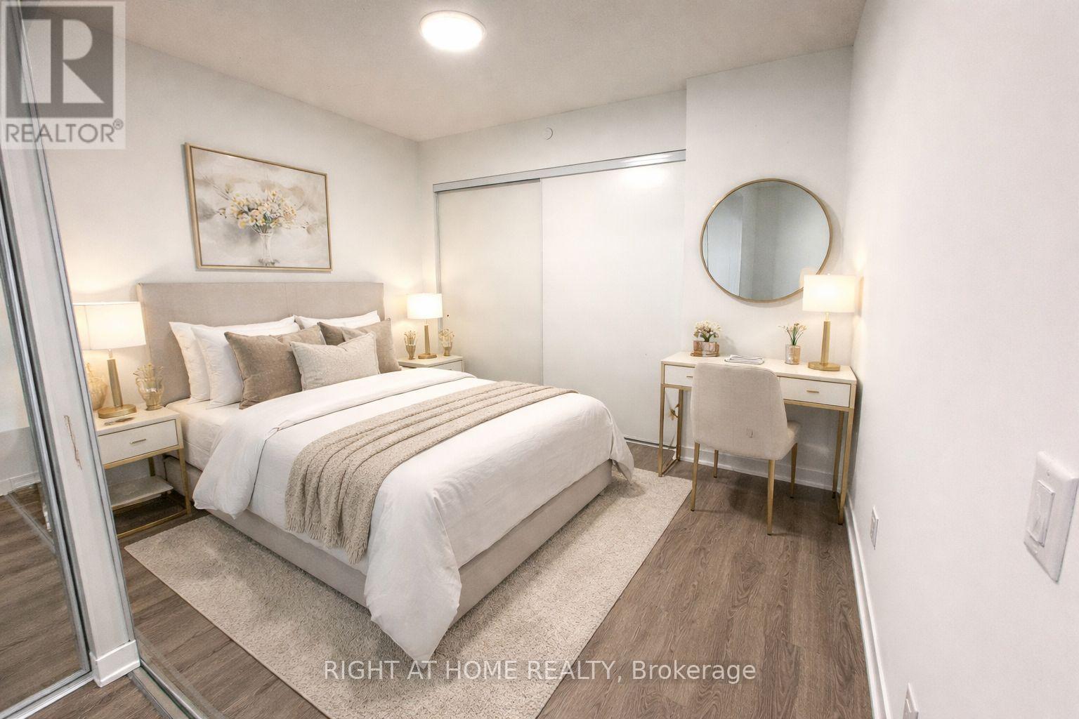 902 - 180 Front Street E, Toronto, Ontario  M5A 0K9 - Photo 8 - C12859402