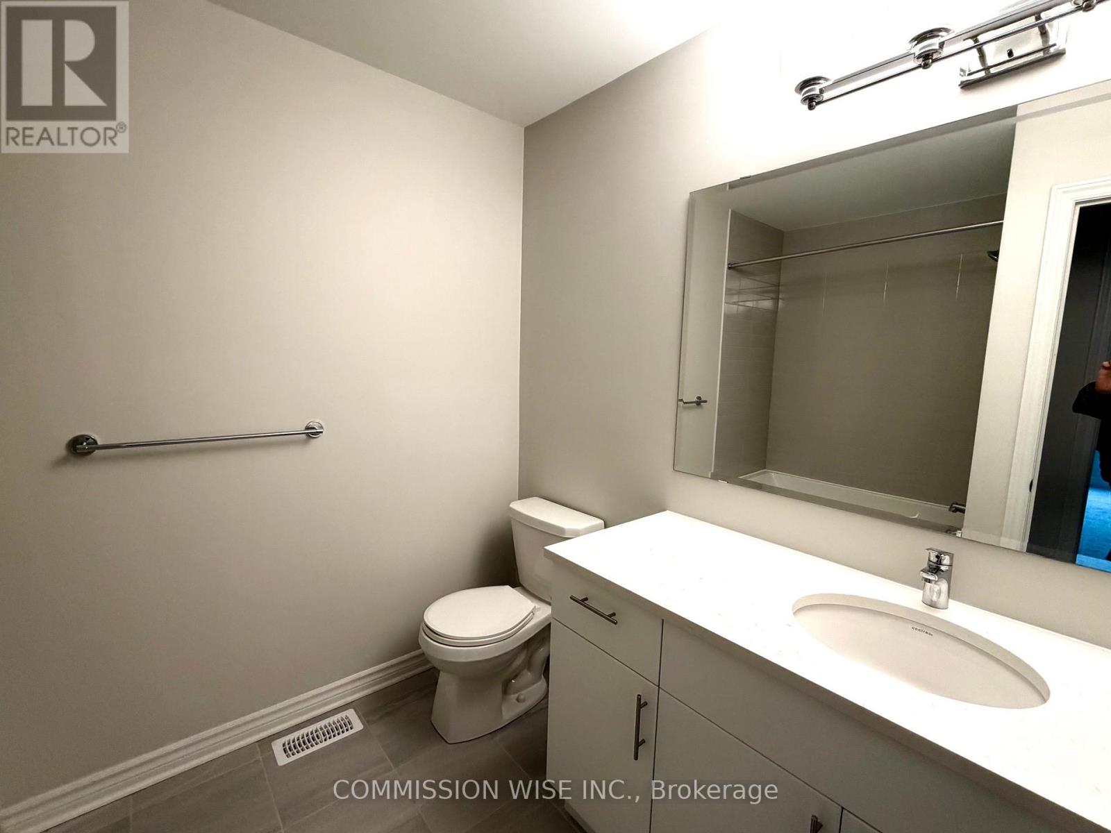 620 Taliesin Crescent, Ottawa, Ontario  K2S 2W4 - Photo 13 - X12859652