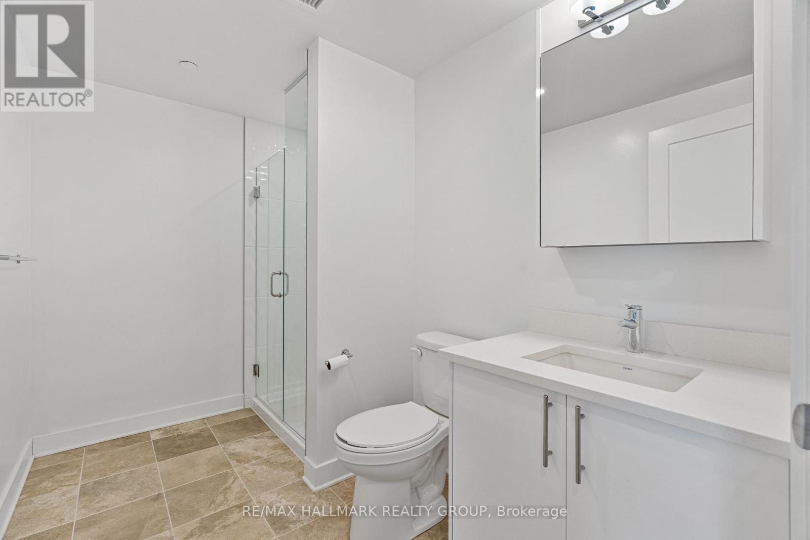 409 - 180 George Street, Ottawa, Ontario  K1N 0G8 - Photo 13 - X12859666