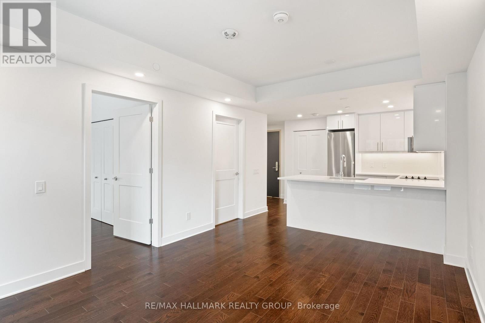 409 - 180 George Street, Ottawa, Ontario  K1N 0G8 - Photo 8 - X12859666