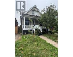 82 CAMBRIDGE Avenue, Hamilton, Ontario