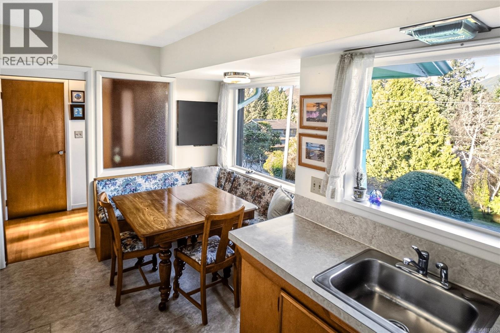 1148 & 1156 Helen Rd, Ucluelet, British Columbia  V0R 3A0 - Photo 8 - 1027655