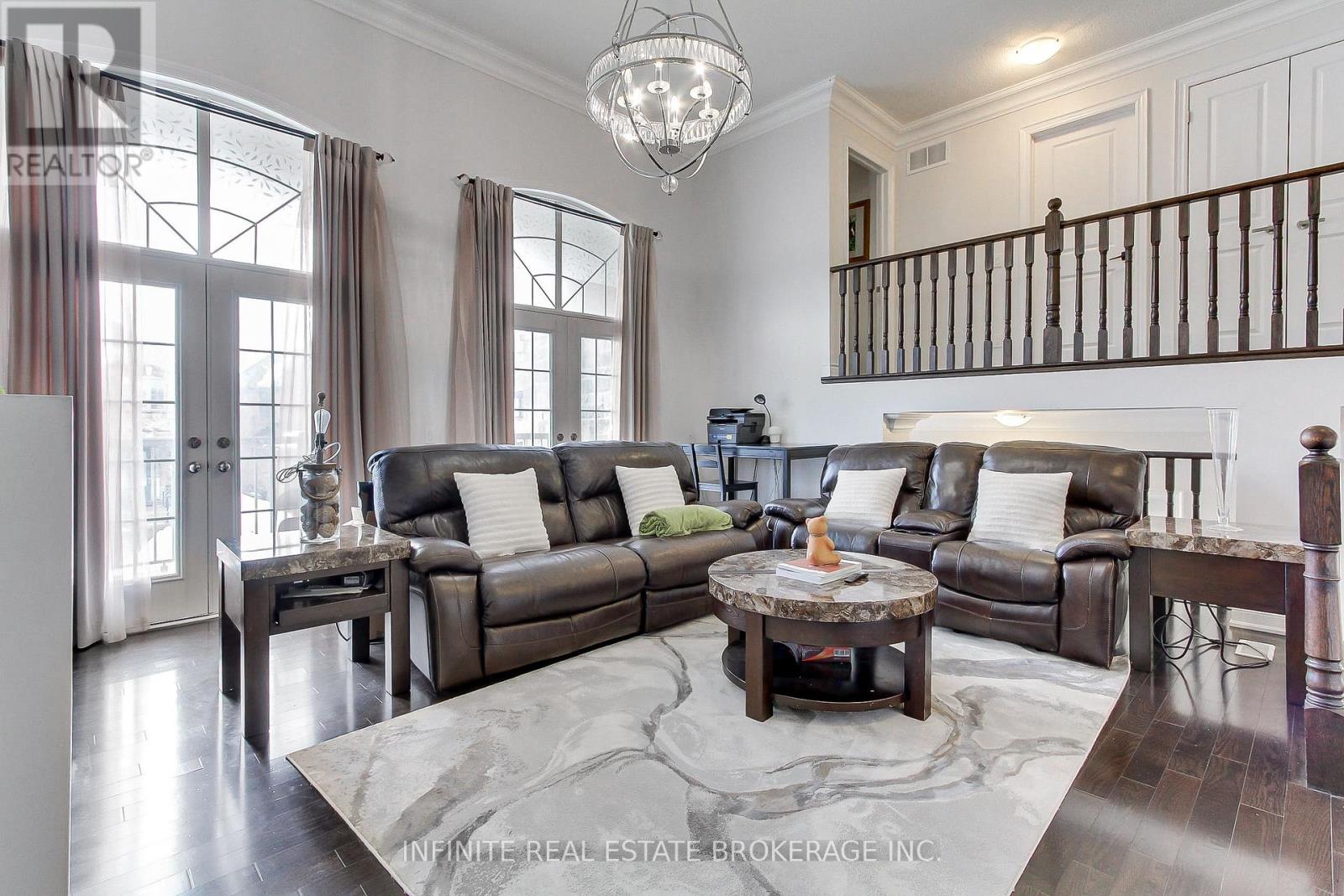 27 Selby Crescent, Bradford West Gwillimbury (Bradford), Ontario  L3Z 0V4 - Photo 23 - N12859668