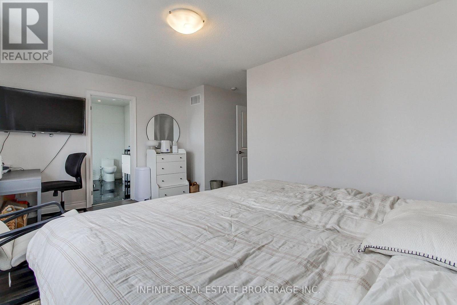 27 Selby Crescent, Bradford West Gwillimbury (Bradford), Ontario  L3Z 0V4 - Photo 32 - N12859668