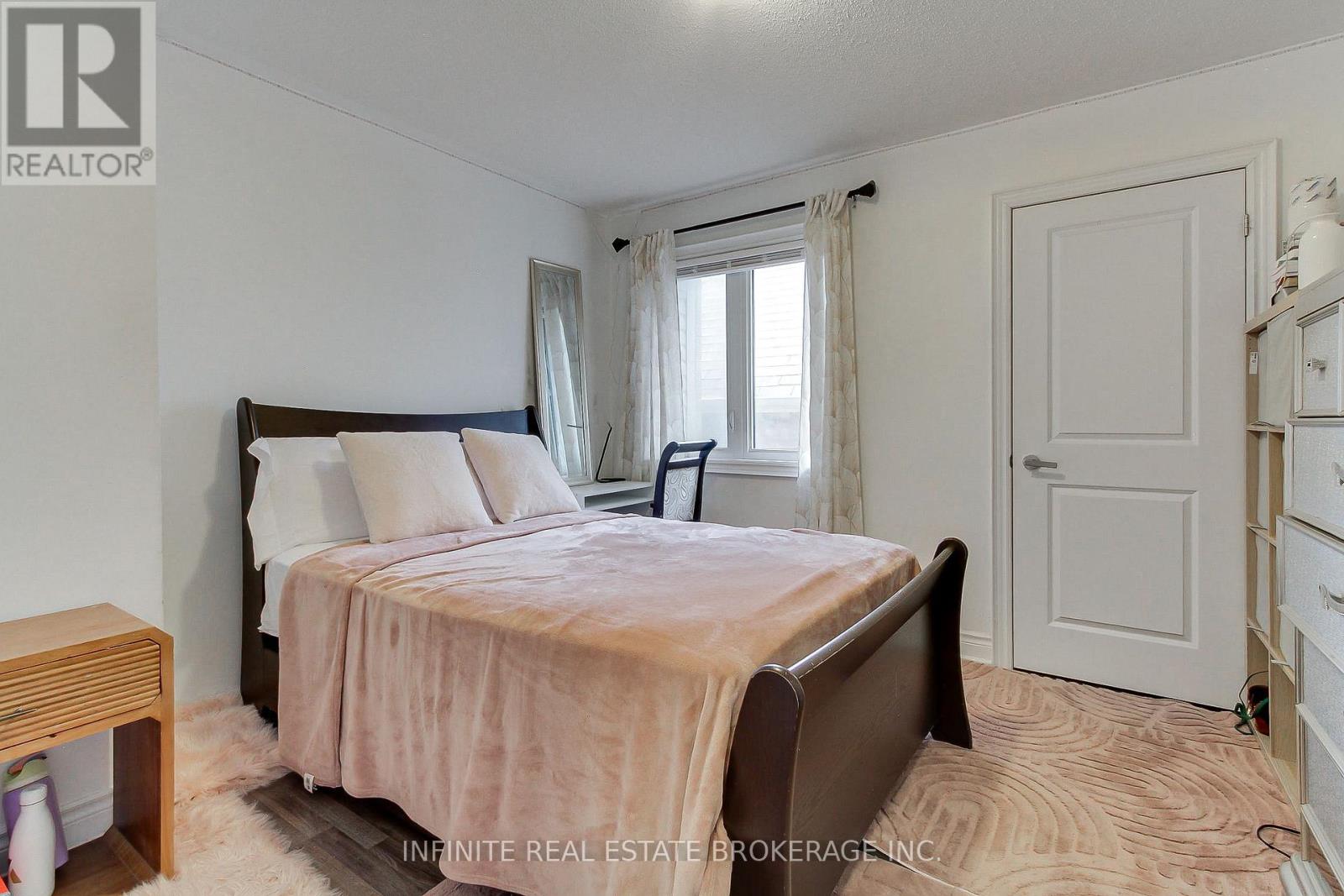 27 Selby Crescent, Bradford West Gwillimbury (Bradford), Ontario  L3Z 0V4 - Photo 35 - N12859668