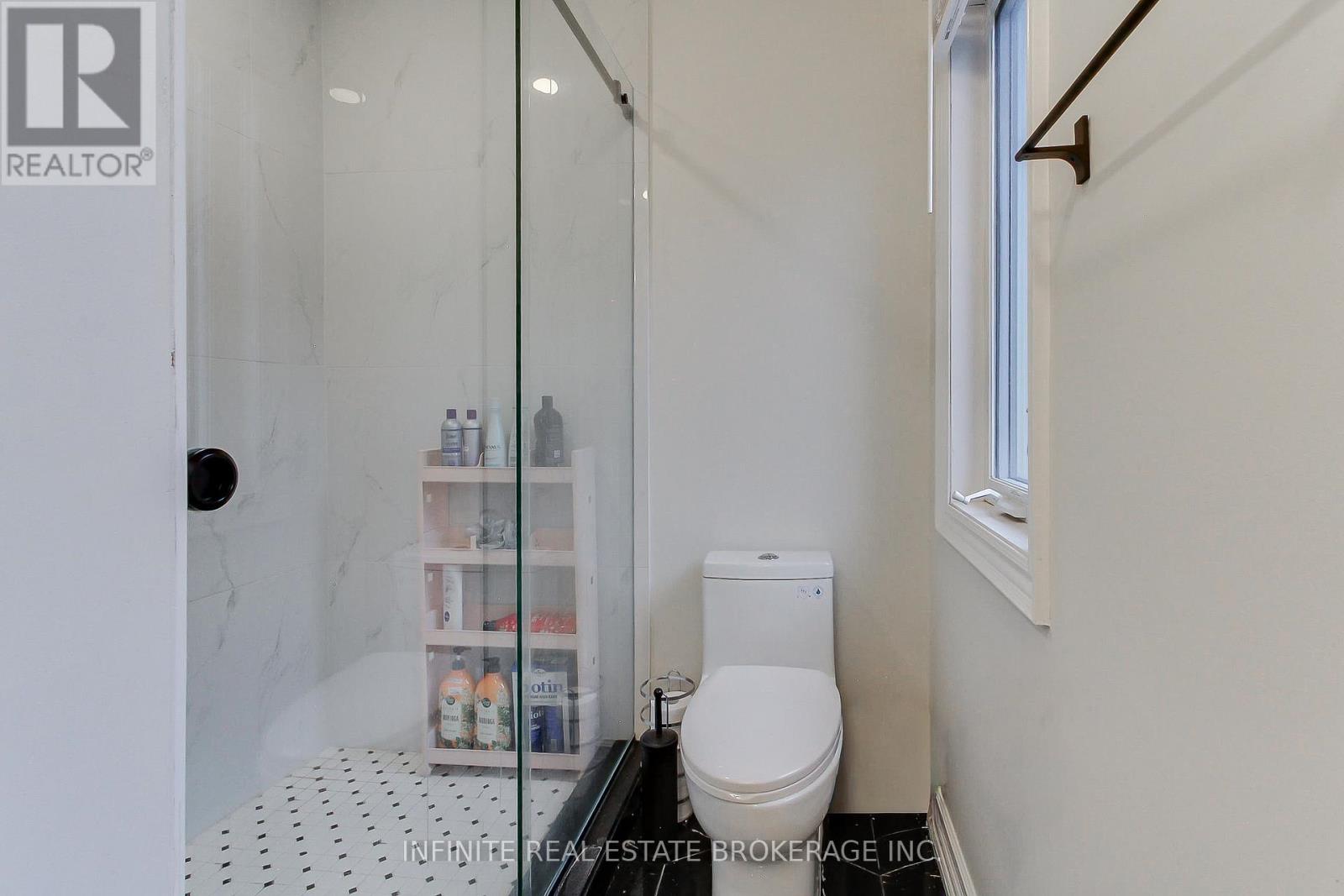 27 Selby Crescent, Bradford West Gwillimbury (Bradford), Ontario  L3Z 0V4 - Photo 38 - N12859668