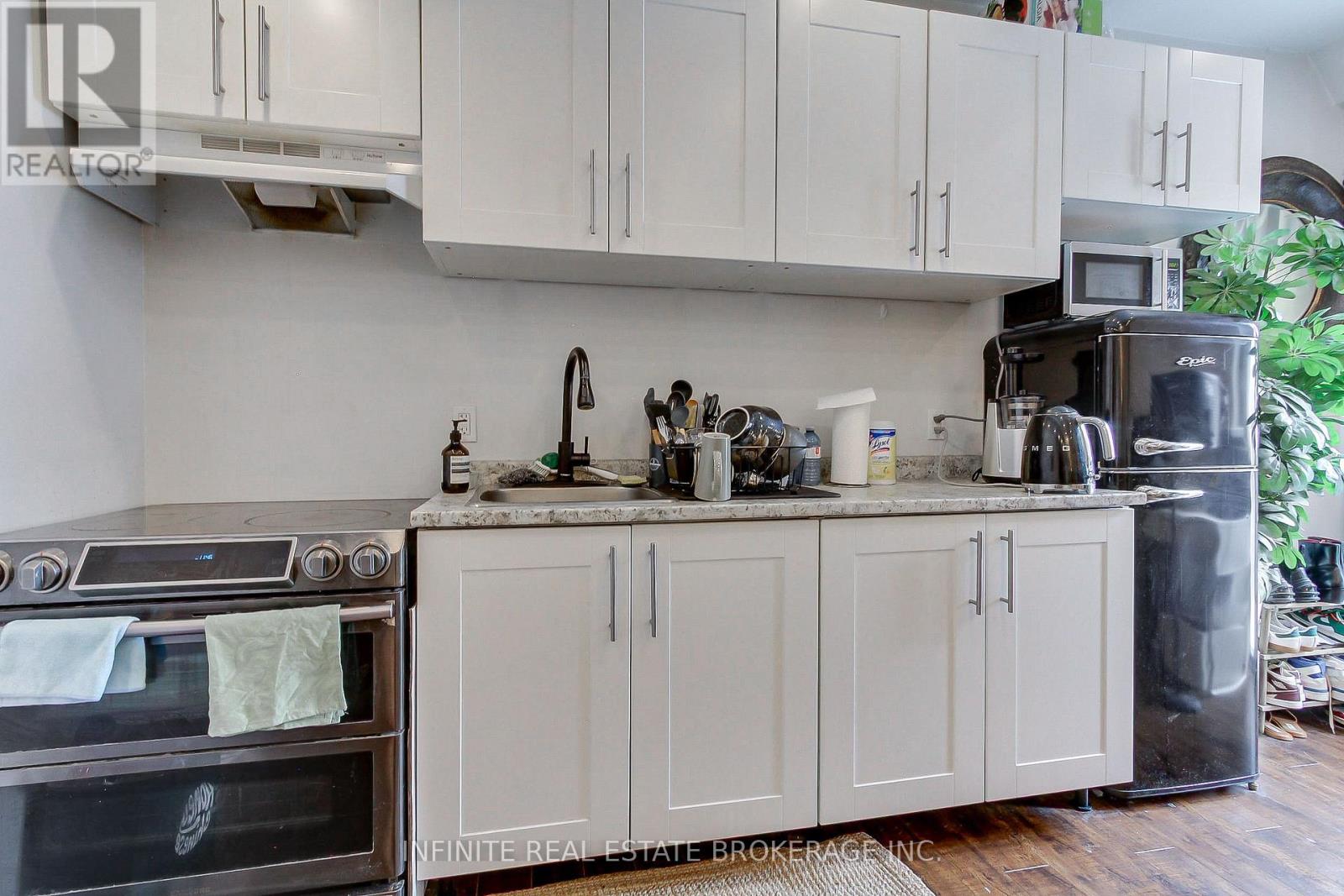 27 Selby Crescent, Bradford West Gwillimbury (Bradford), Ontario  L3Z 0V4 - Photo 40 - N12859668